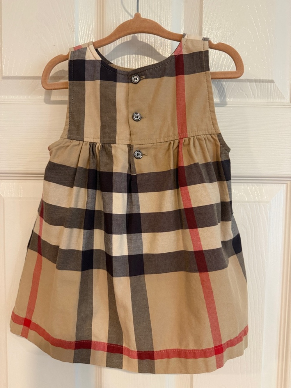 Burberry Girl’s Dress 18 months - Picture 4 of 7